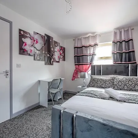 Rb27r For Your Most Relaxed & Cosy Free Parking Free Fast Wifi Homestay