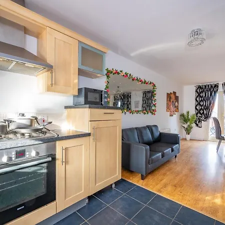 Homestay Rb27r For Your Most Relaxed & Cosy Free Parking Free Fast Wifi Leeds (West Yorkshire)