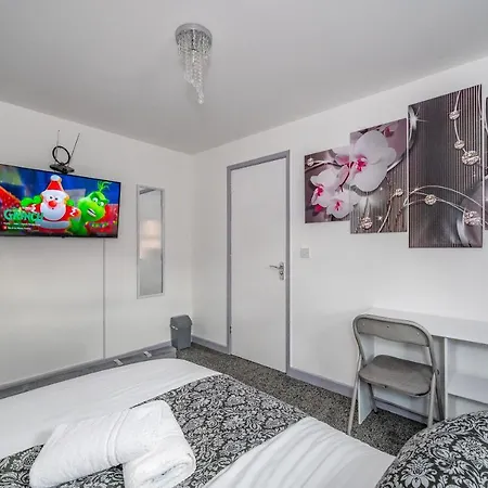 Rb27r For Your Most Relaxed & Cosy Free Parking Free Fast Wifi Homestay *